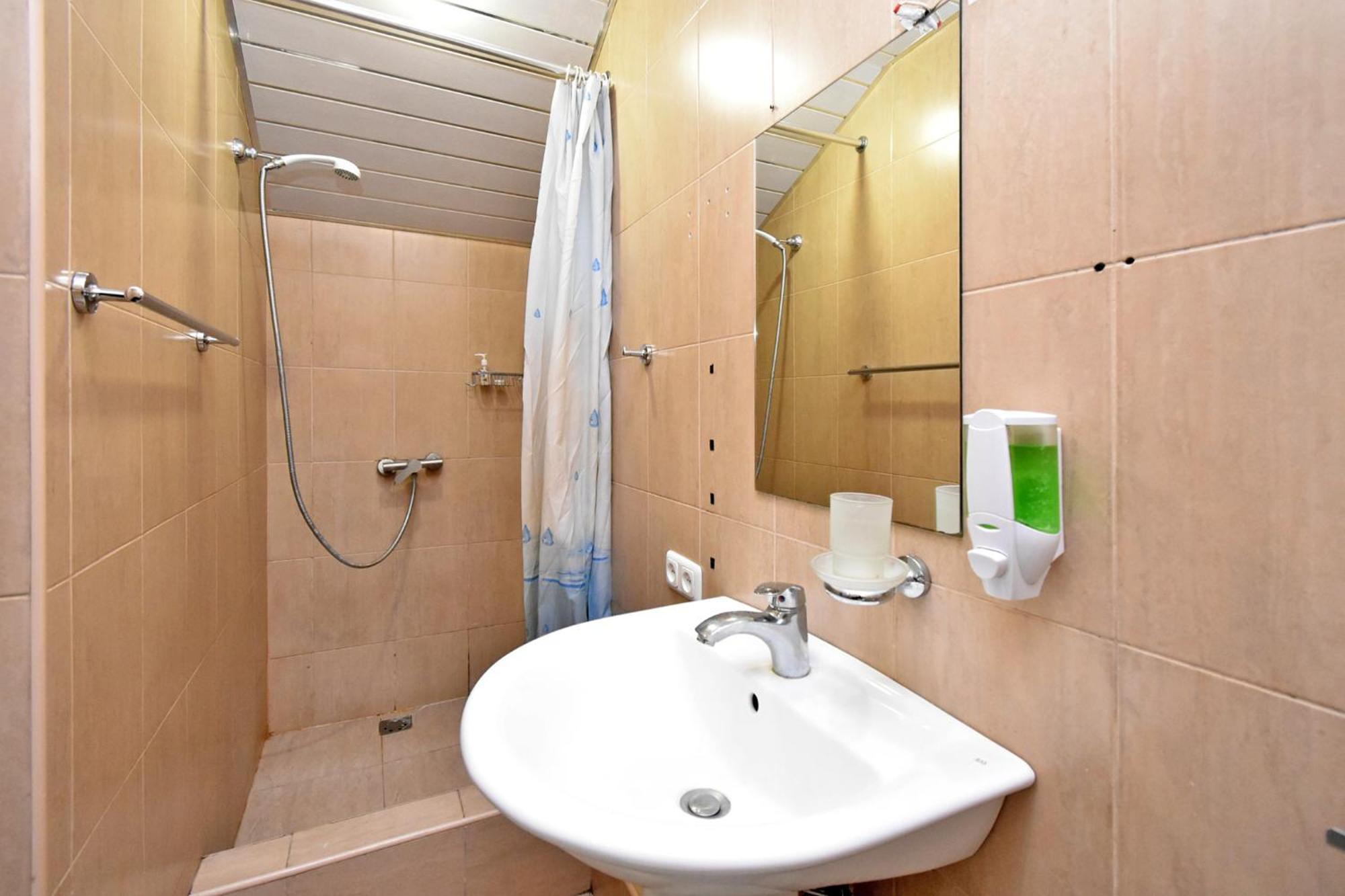 Aaa Hotel Yerevan Exterior photo